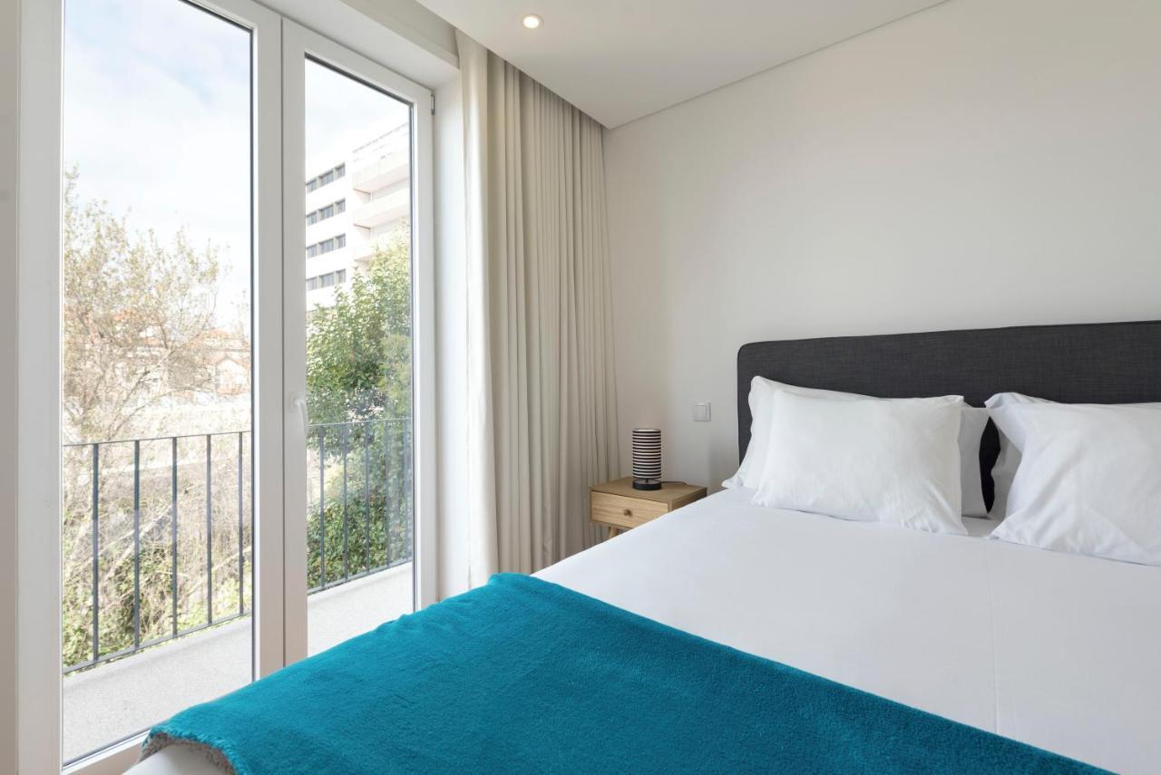 Lovelystay - Central Flat W/ Ac & Balcony Porto Exteriér fotografie
