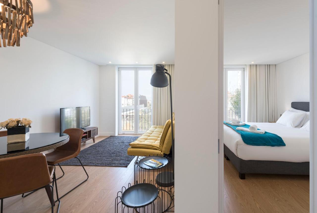 Lovelystay - Central Flat W/ Ac & Balcony Porto Exteriér fotografie