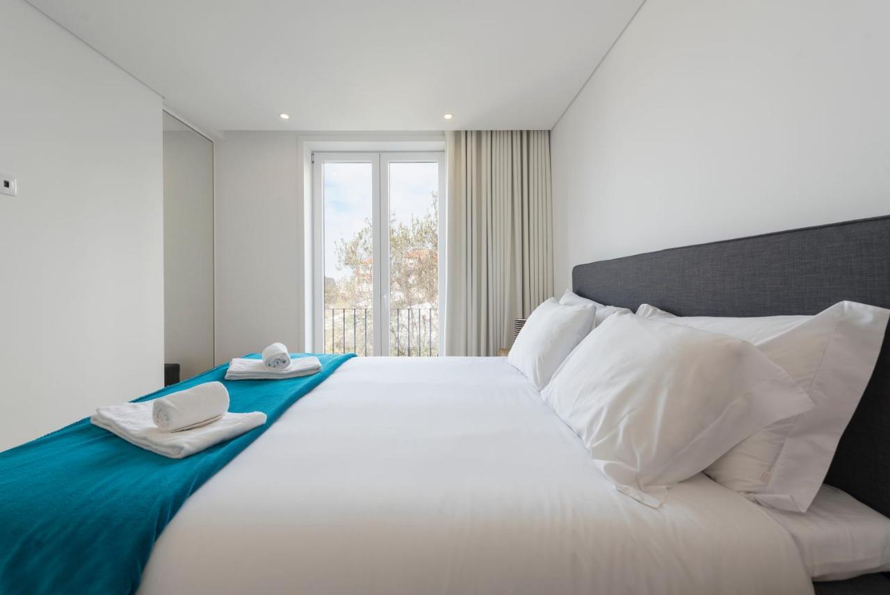 Lovelystay - Central Flat W/ Ac & Balcony Porto Exteriér fotografie