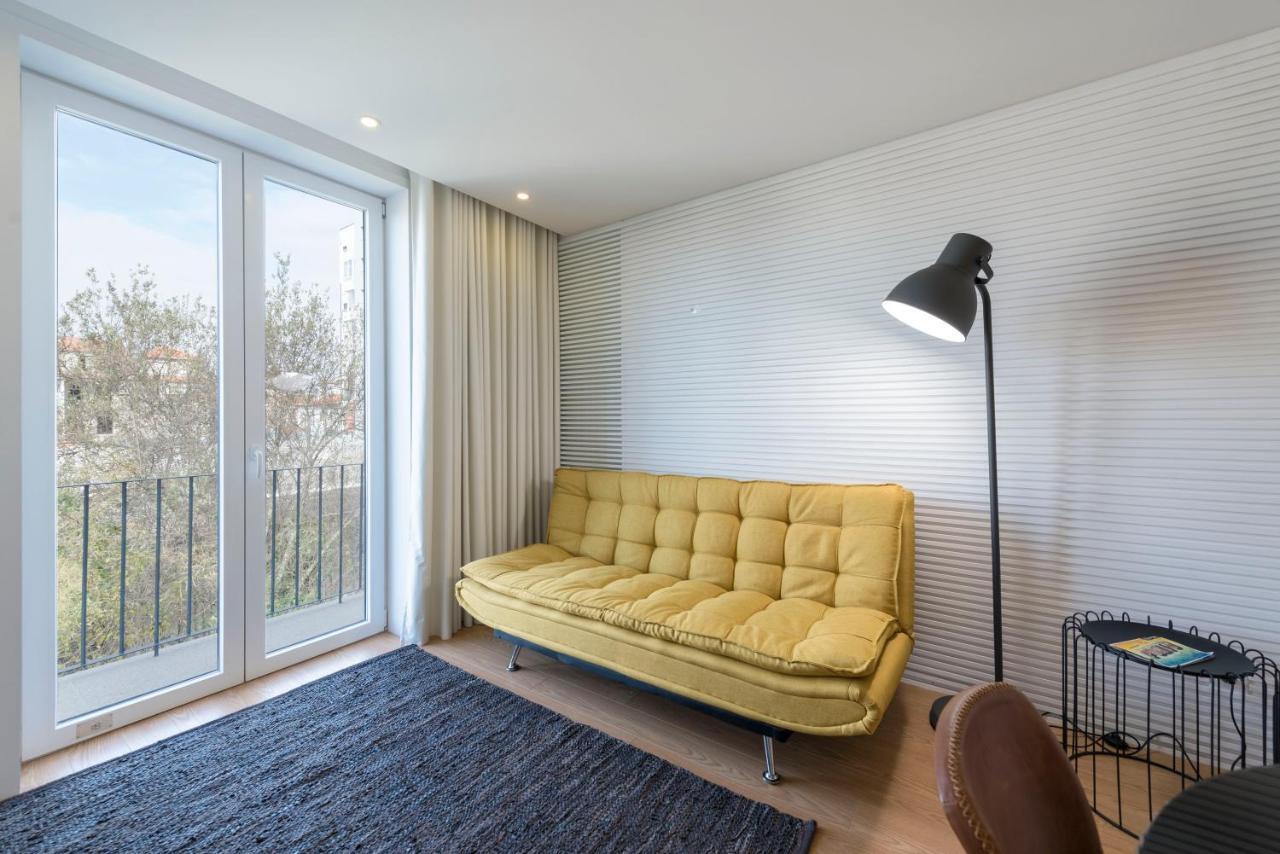 Lovelystay - Central Flat W/ Ac & Balcony Porto Exteriér fotografie